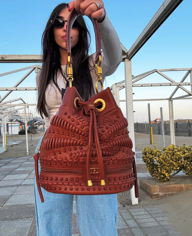 Gipsy Bucket 